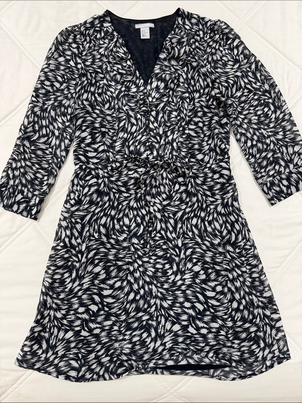H&M Navy and White Printed Button-Up Style 3/4 Sleeve Dress